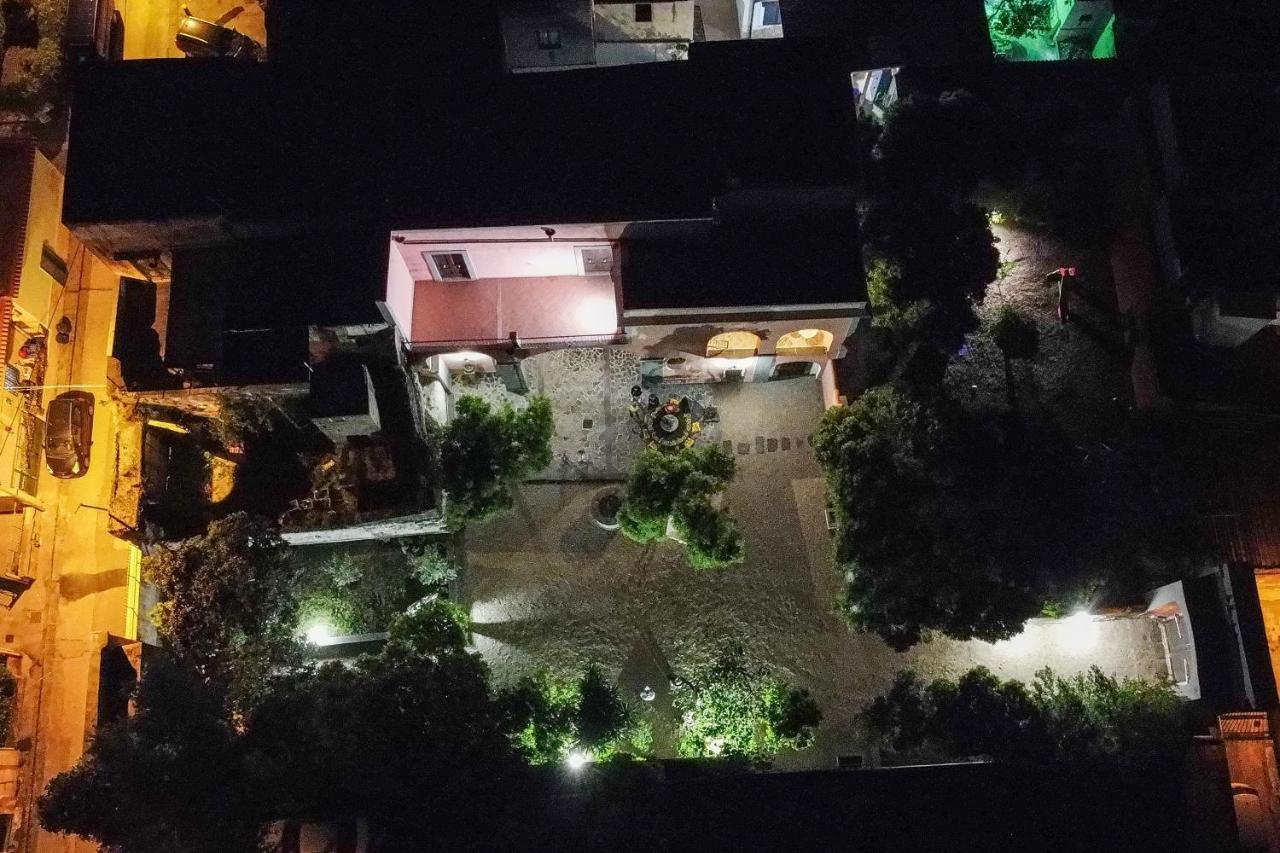 فندق Palazzo D'Aquino بوسكوريليه المظهر الخارجي الصورة